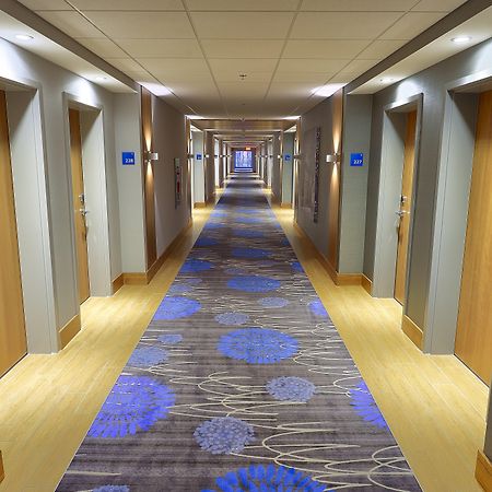 Holiday Inn Express & Suites Vaudreuil-Dorion By Ihg Exterior foto
