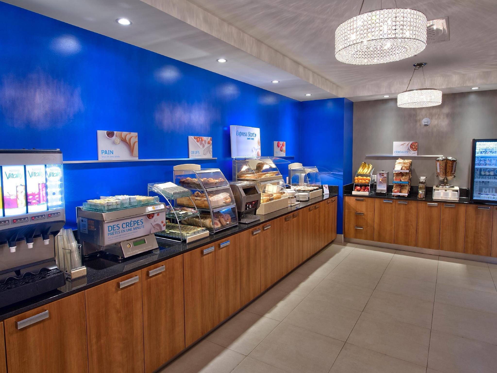 Holiday Inn Express & Suites Vaudreuil-Dorion By Ihg Exterior foto